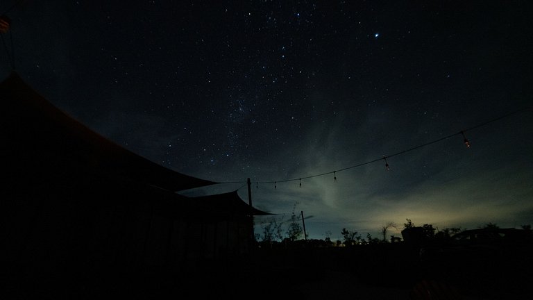 Summer Glass Home: cabana de vidro com ofurô em Pirenópolis