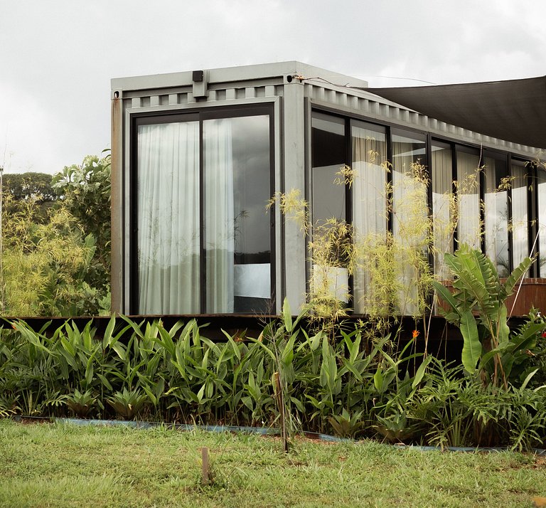 Summer Glass Home: cabana de vidro com ofurô em Pirenópolis