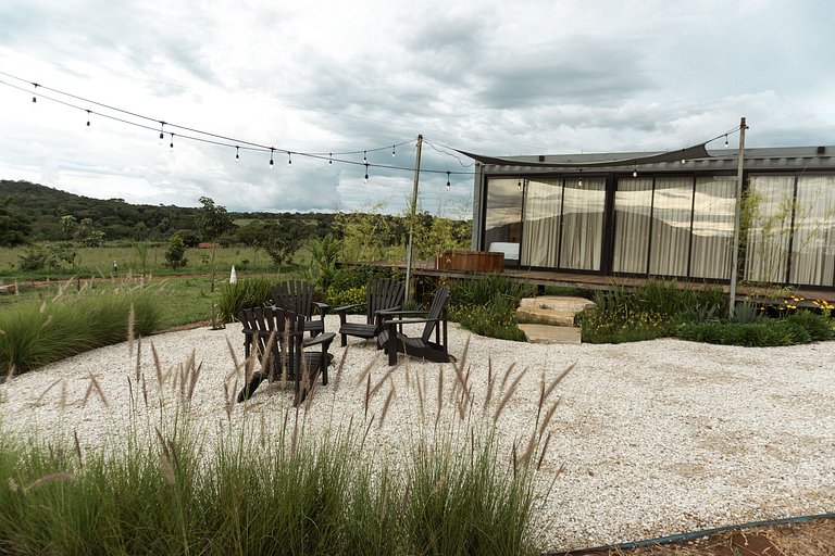 Summer Glass Home: cabana de vidro com ofurô em Pirenópolis