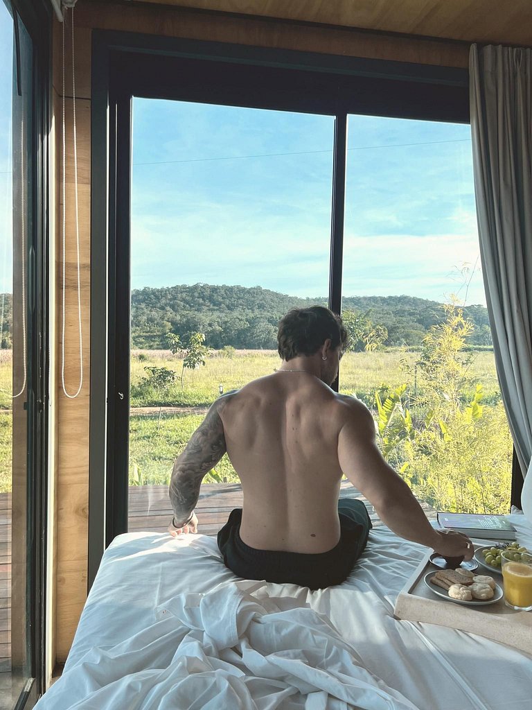 Summer Glass Home: cabana de vidro com ofurô em Pirenópolis